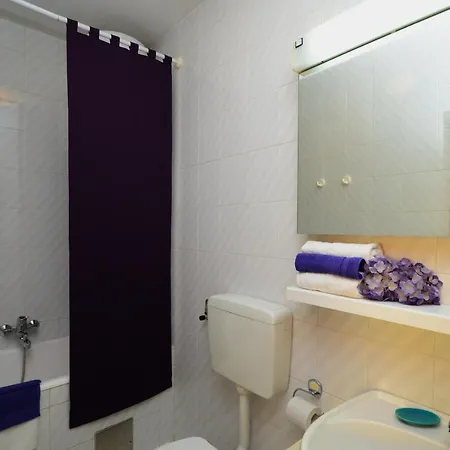Apartament With A Parking Space Rabac, Labin - 17655